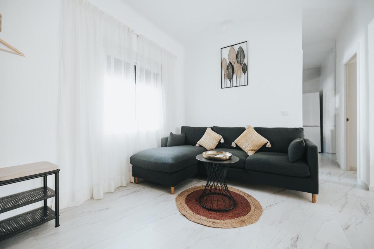 מאלגה Shiny Nab Super Family Apartment מראה חיצוני תמונה