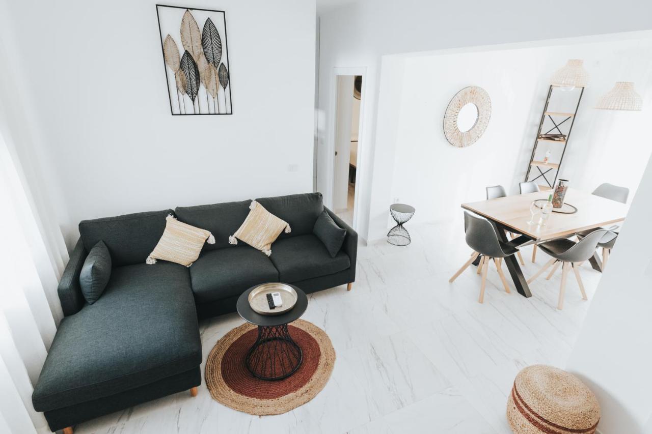 מאלגה Shiny Nab Super Family Apartment מראה חיצוני תמונה