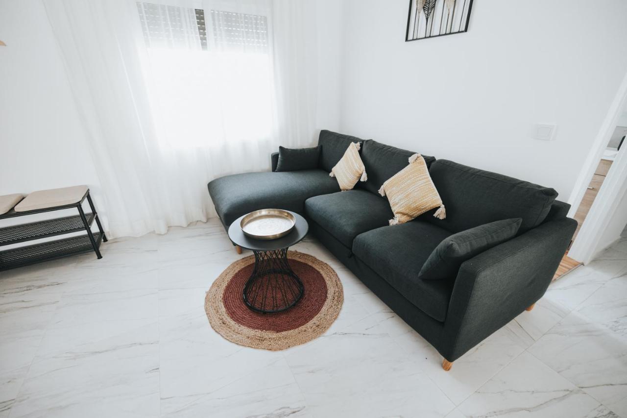 מאלגה Shiny Nab Super Family Apartment מראה חיצוני תמונה